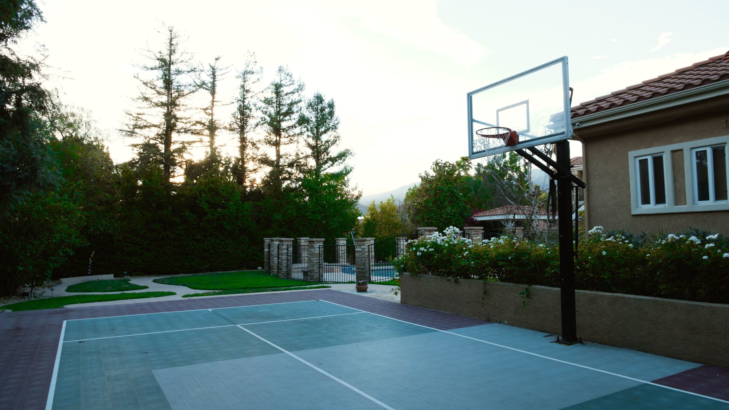 Basketball Yard